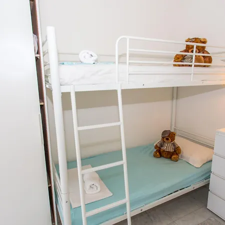 Menton: 3p Avec Terrasse, Parking, Proche Plages Et Centre - Fr-1-196-230 Apartamento