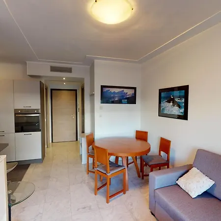 Menton: 3p Avec Terrasse, Parking, Proche Plages Et Centre - Fr-1-196-230 مينتون